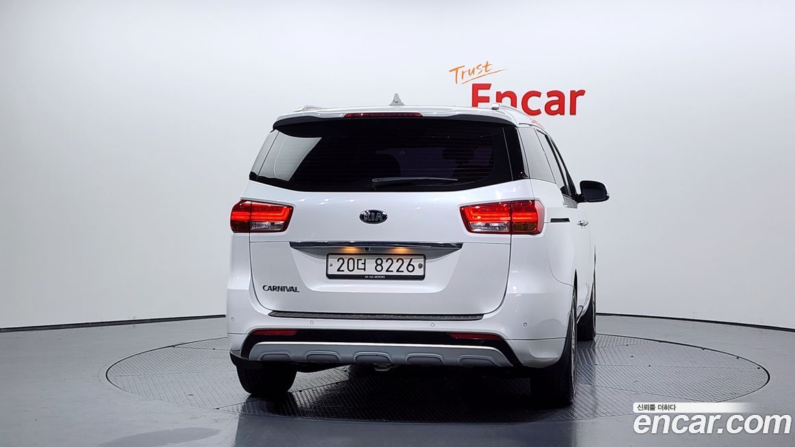 Kia Canival 2018