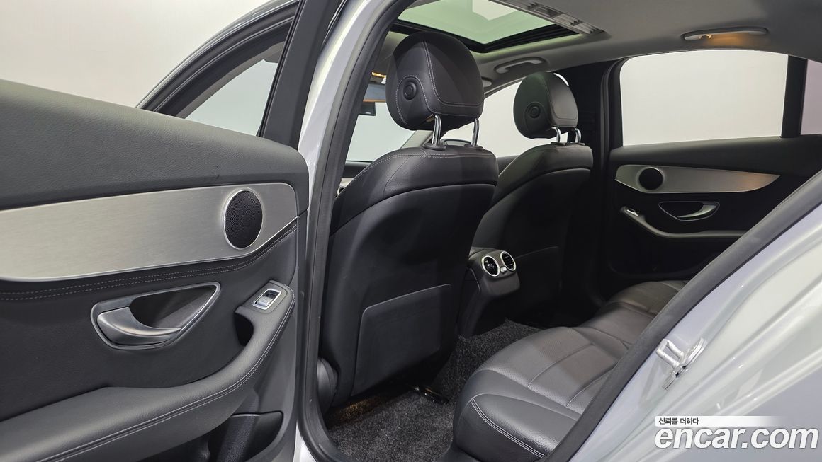 Mercedes-Benz C-Class 2015