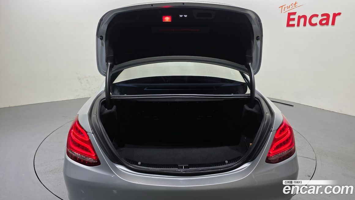 Mercedes-Benz C-Class 2015