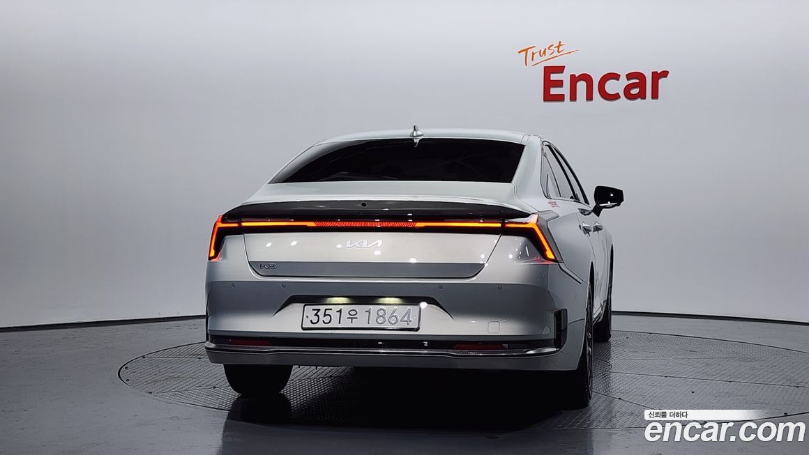 Kia K8 2025