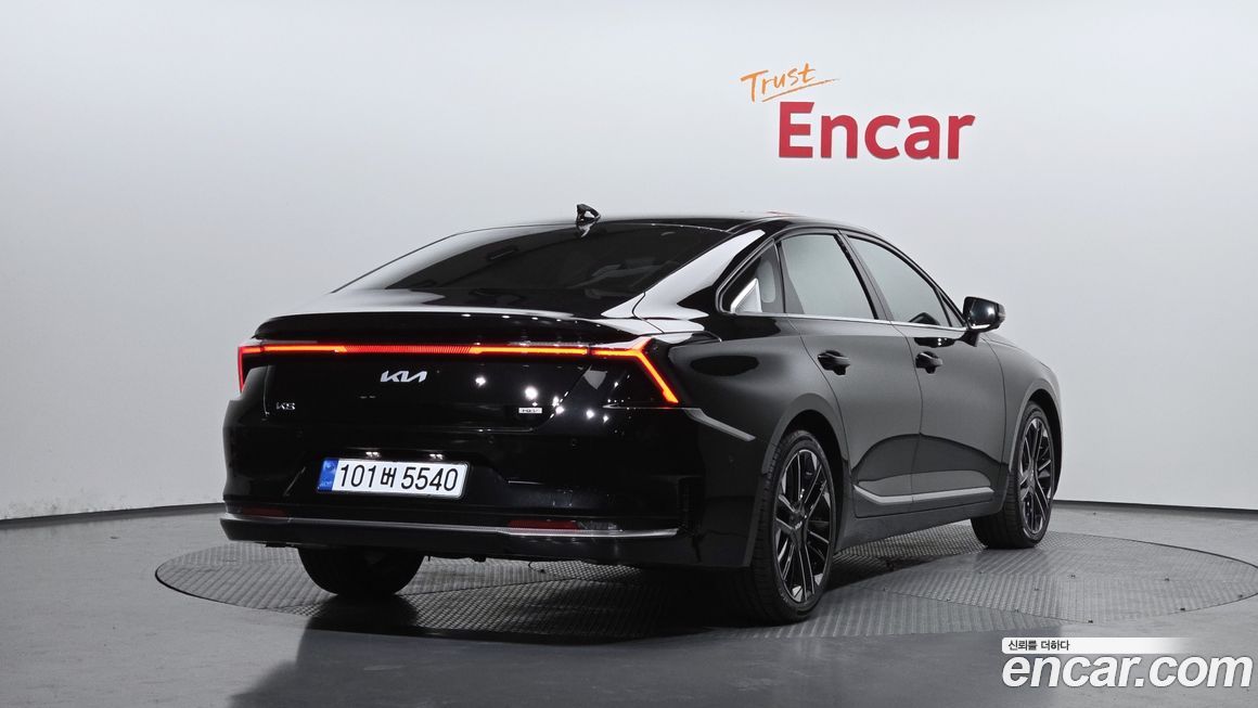 Kia K8 2025