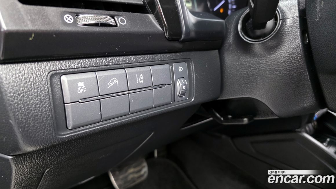 KG_Mobility_Ssangyong Rexton 2020