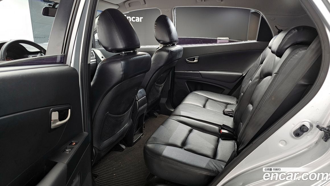 KG_Mobility_Ssangyong KORANDO 2012