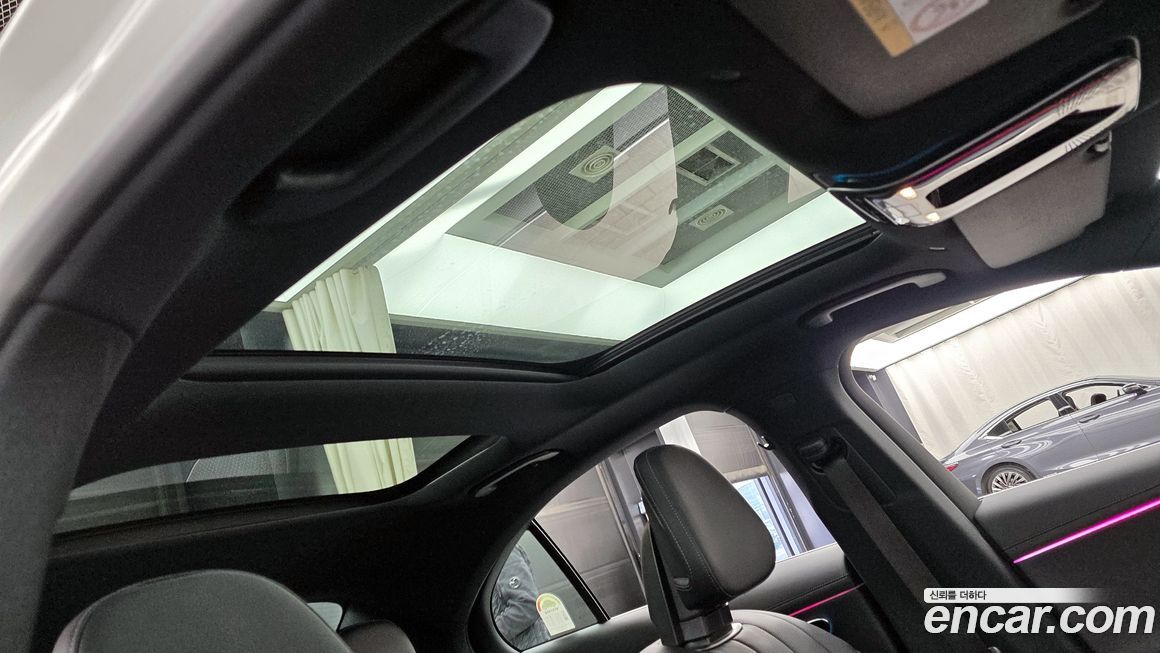 Mercedes-Benz E-Class 2025