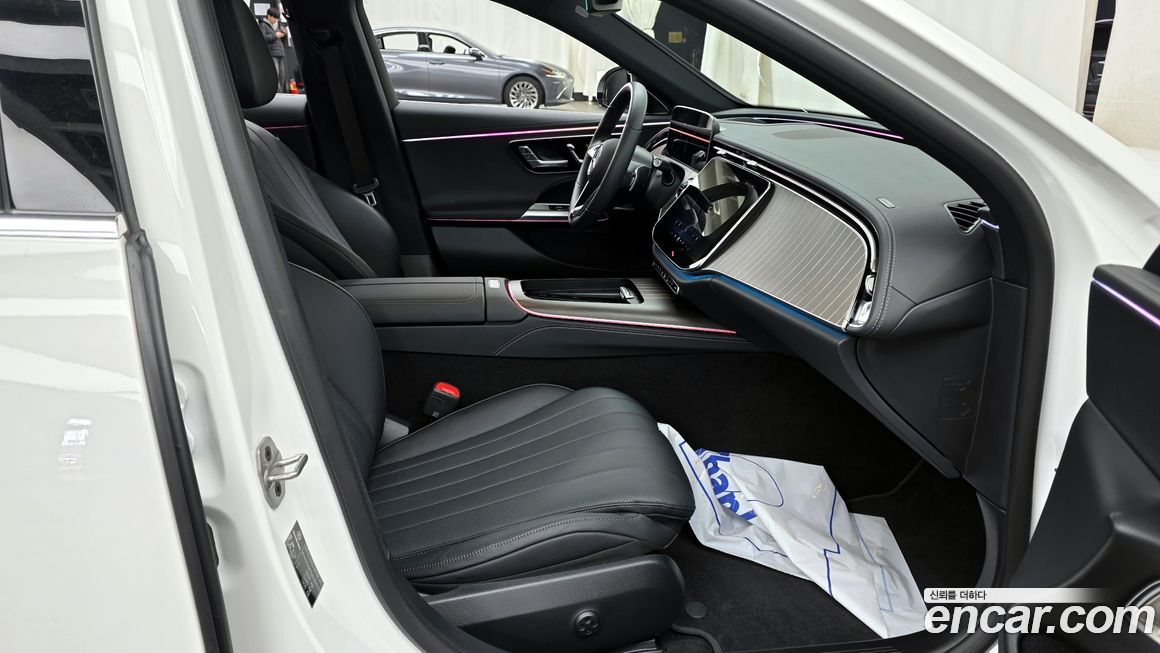 Mercedes-Benz E-Class 2025