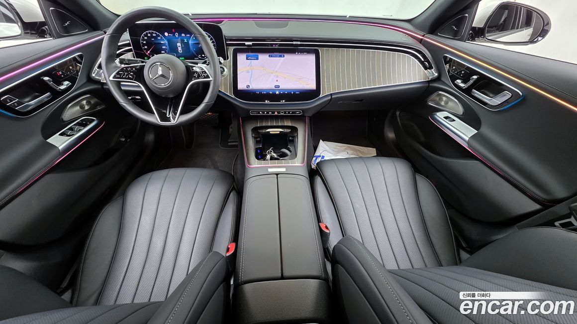 Mercedes-Benz E-Class 2025