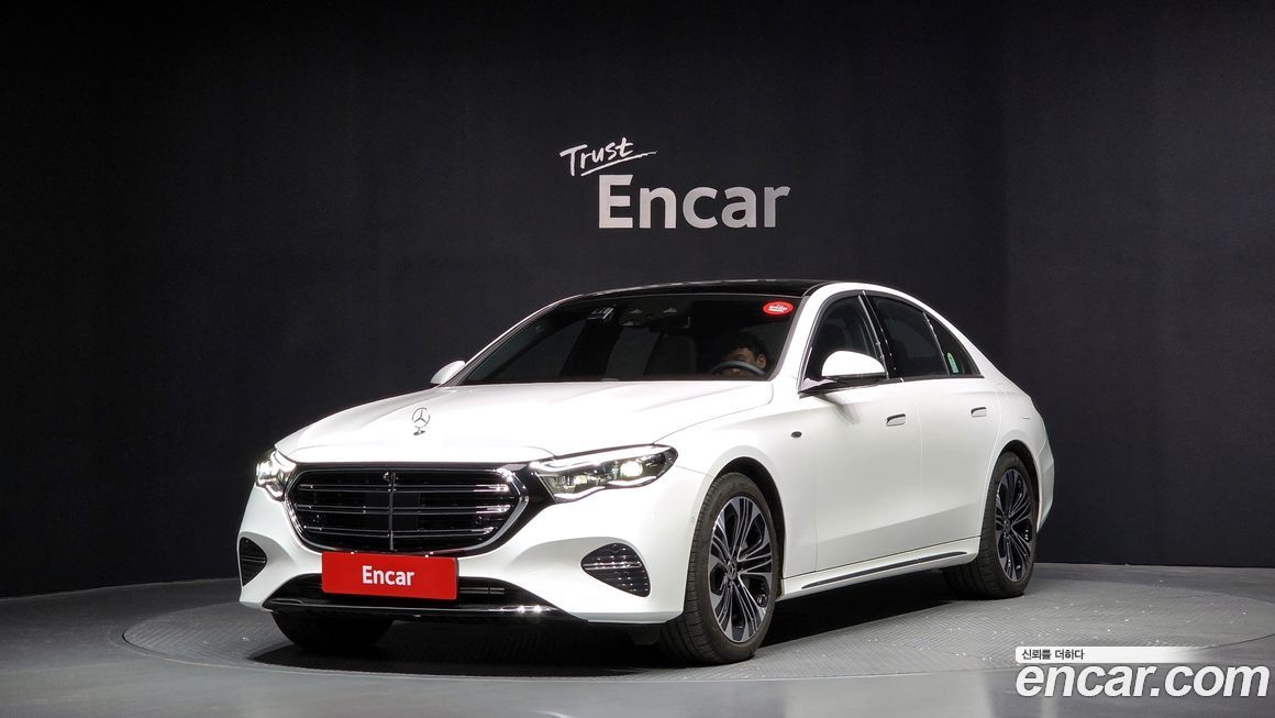 Mercedes-Benz E-Class 2025
