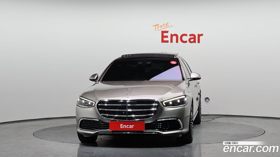 Mercedes-Benz S-Class 2022
