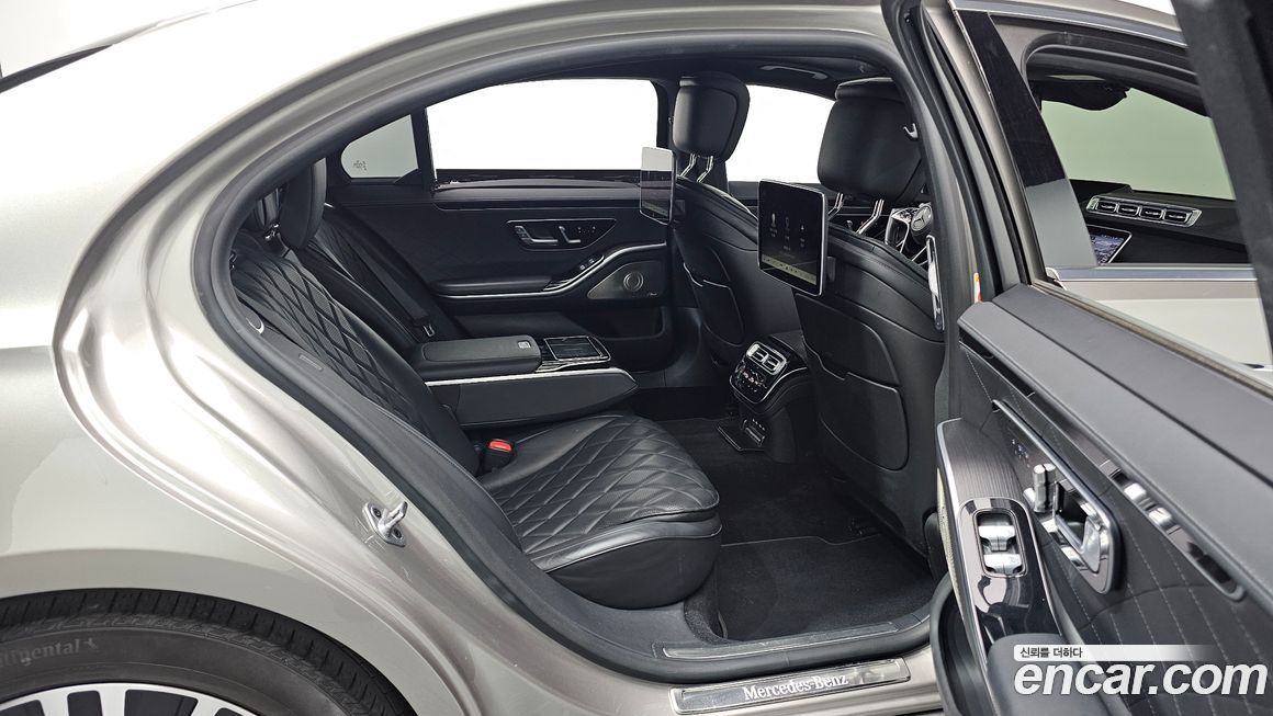 Mercedes-Benz S-Class 2022