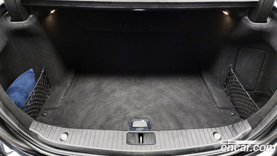 Mercedes-Benz S-Class 2018