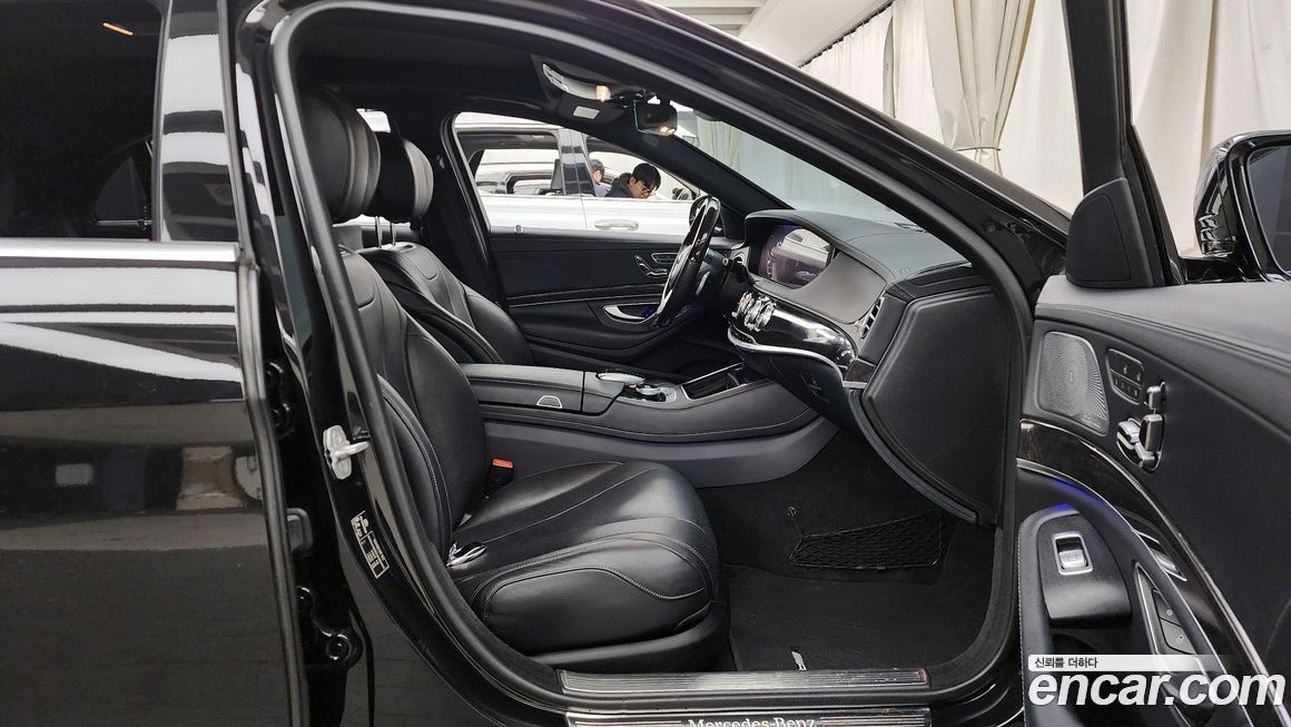 Mercedes-Benz S-Class 2018