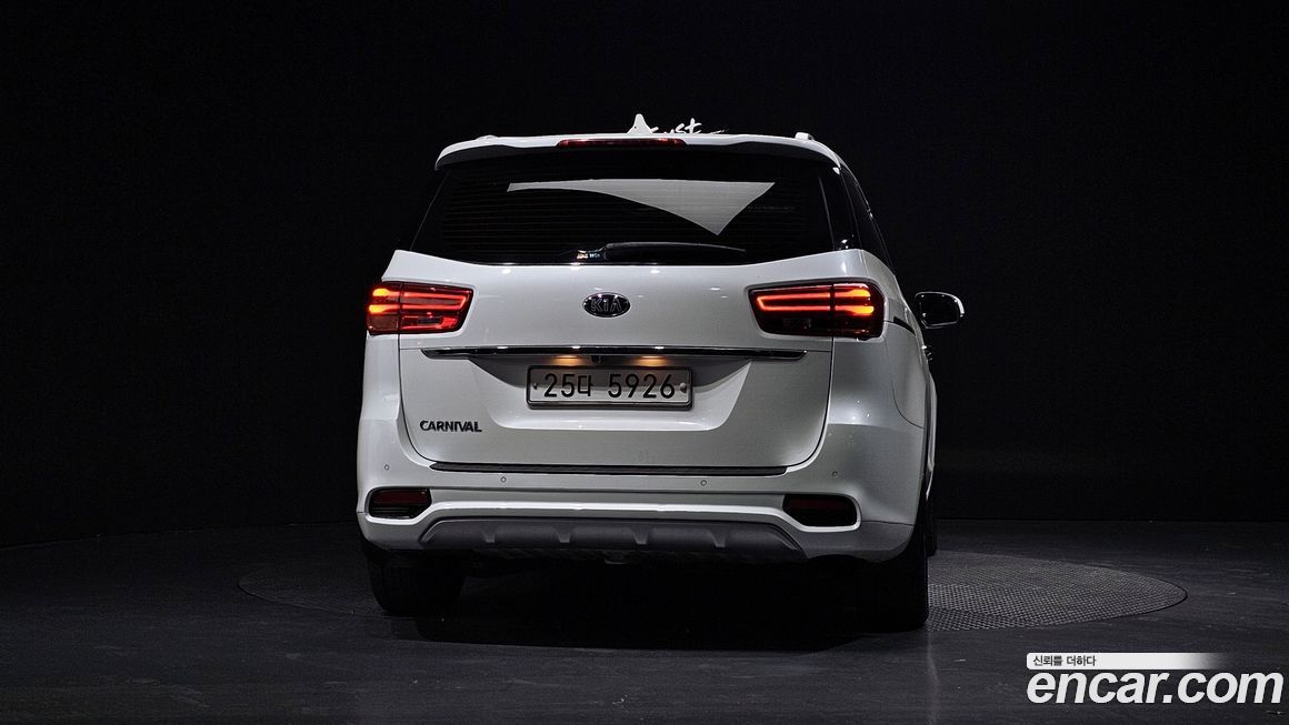 Kia Canival 2019