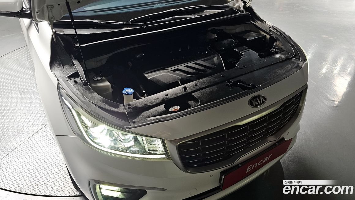 Kia Canival 2019