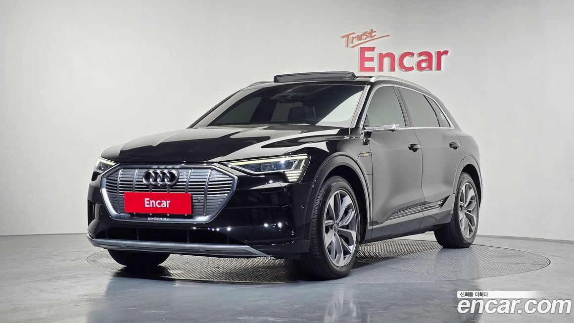 Audi e-tron 2022