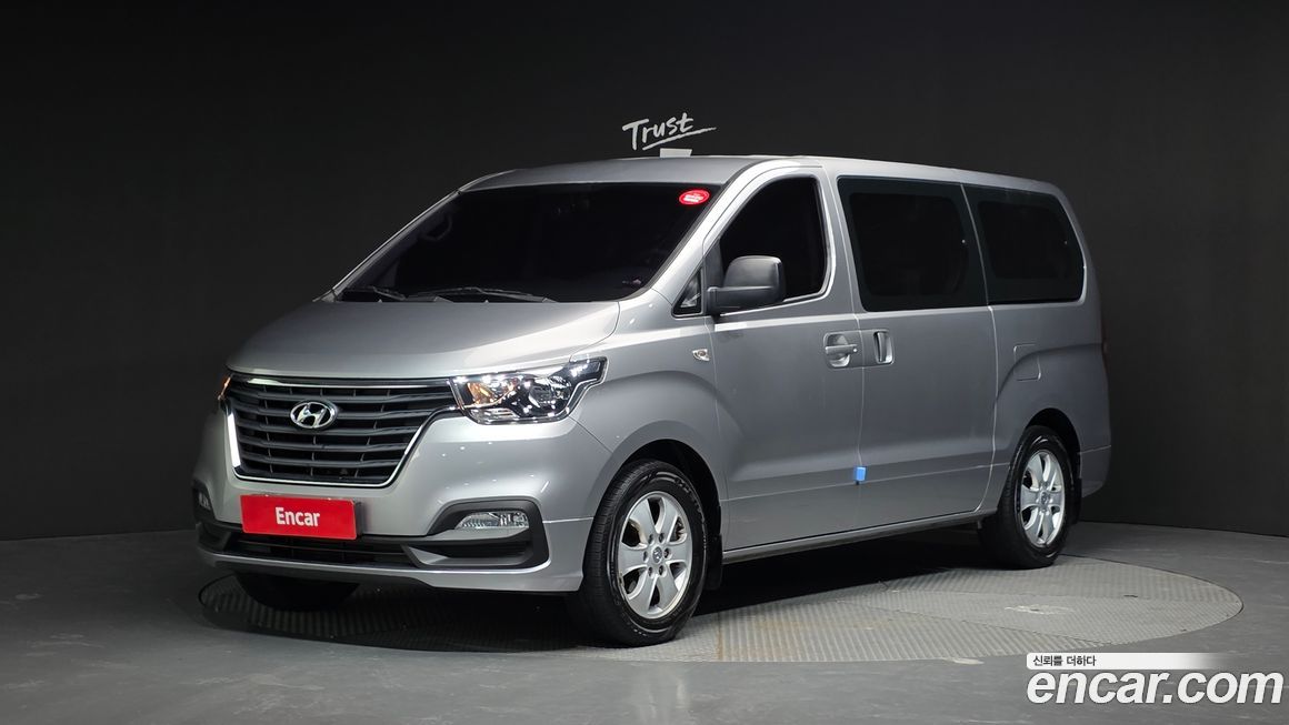 Hyundai Starex 2019