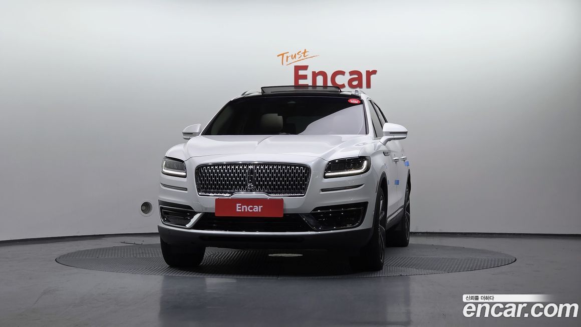 Lincoln Nautilus 2020