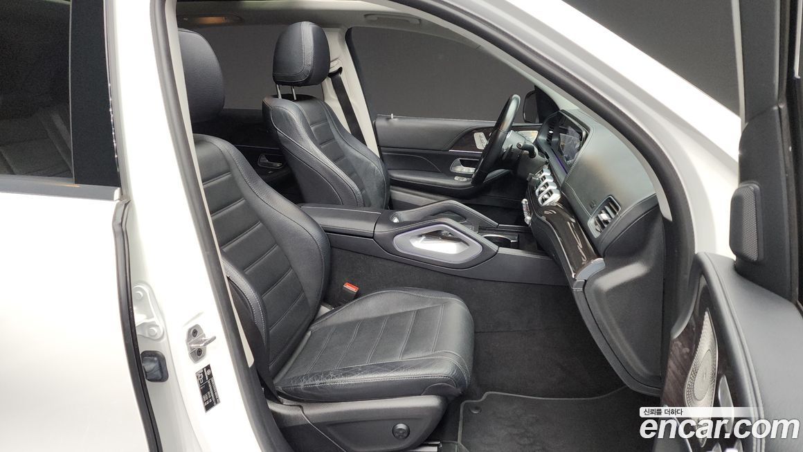 Mercedes-Benz GLE-Class 2021