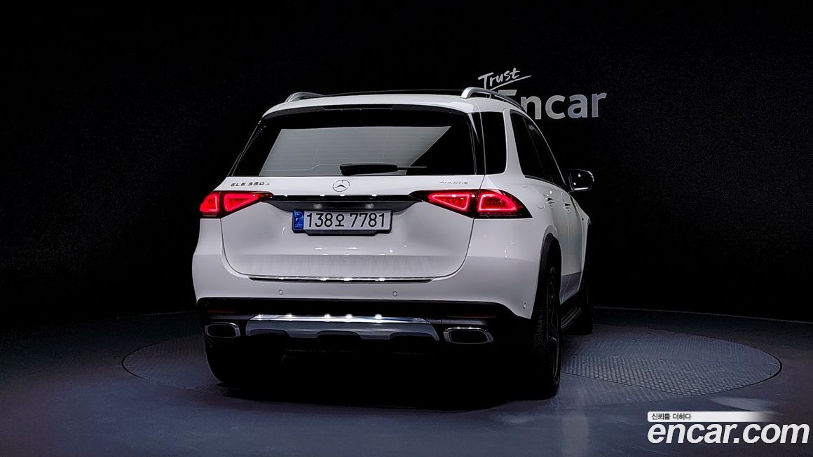 Mercedes-Benz GLE-Class 2021