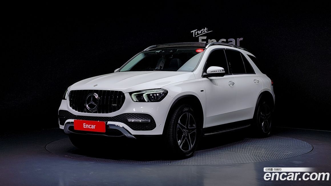 Mercedes-Benz GLE-Class 2021