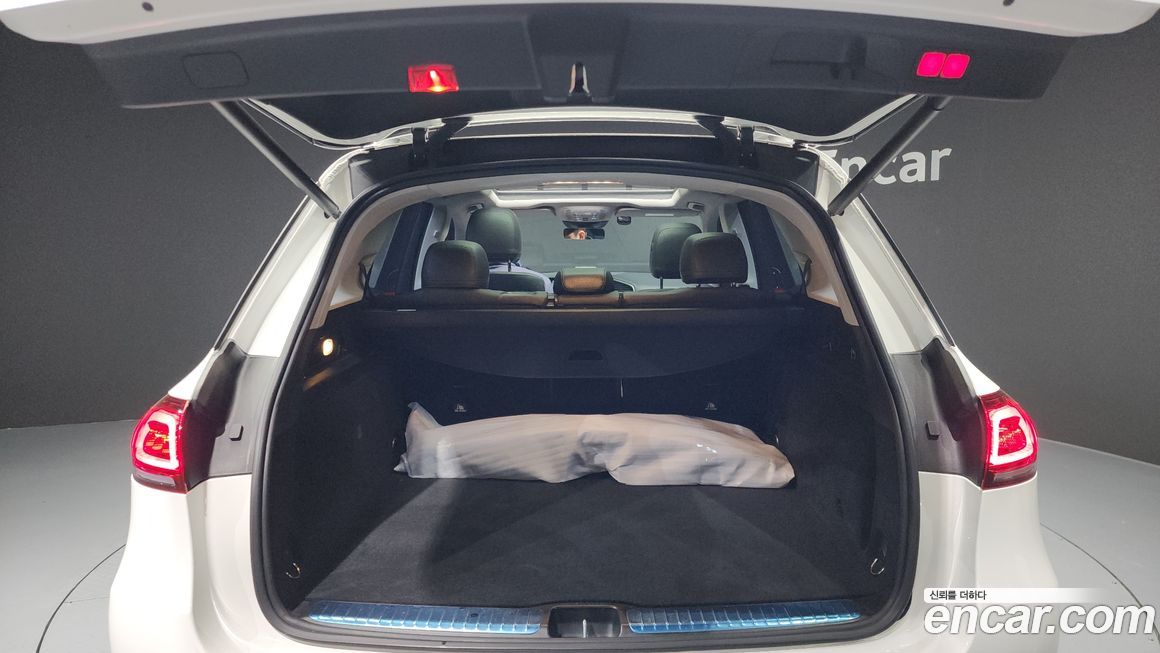 Mercedes-Benz GLE-Class 2021