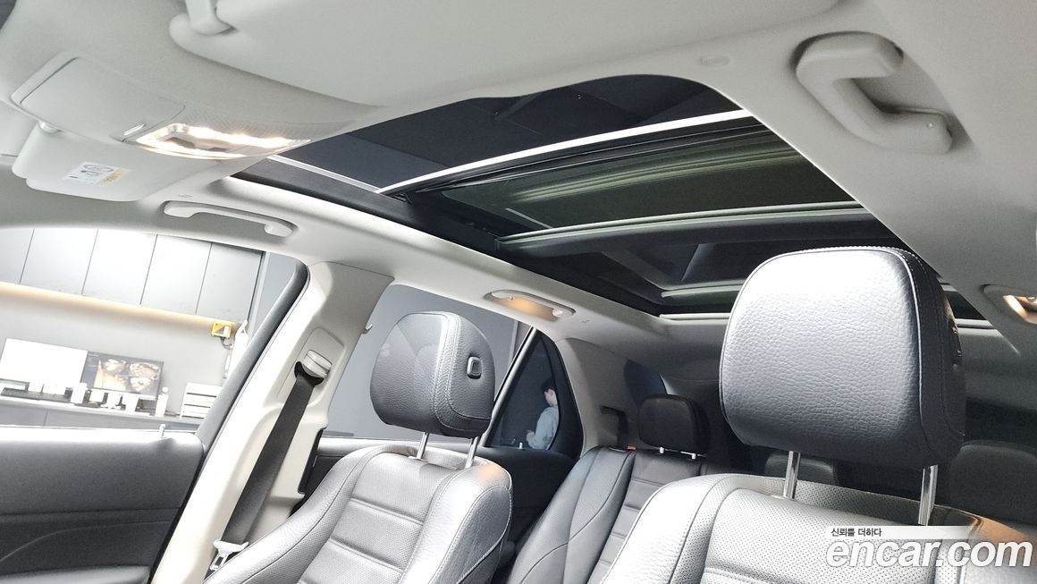 Mercedes-Benz GLE-Class 2021