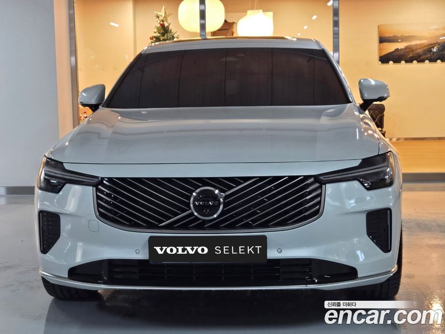 Volvo S90 2026