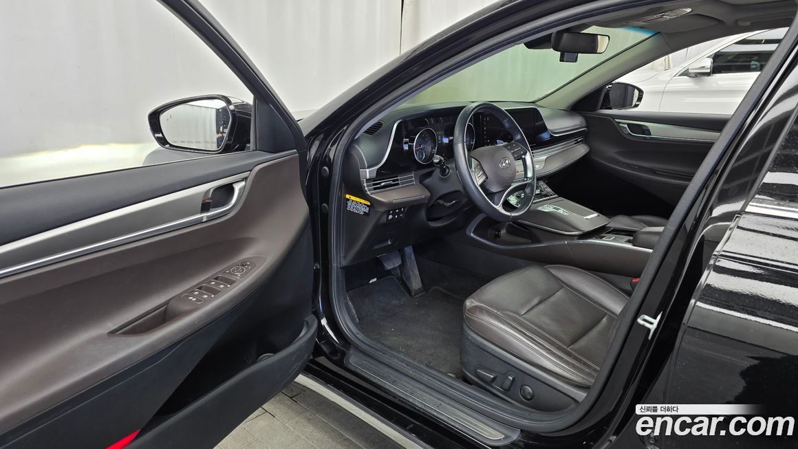 Hyundai Grandeur 2020