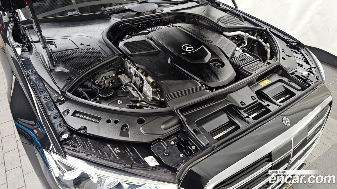 Mercedes-Benz S-Class 2022