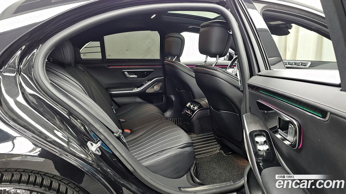 Mercedes-Benz S-Class 2022