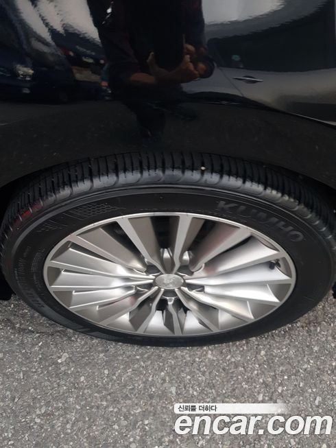 Hyundai Grandeur 2013