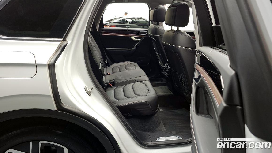 Volkswagen Touareg 2024