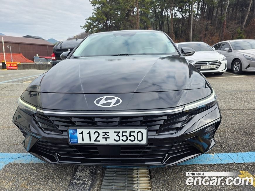 Hyundai AVANTE 2024