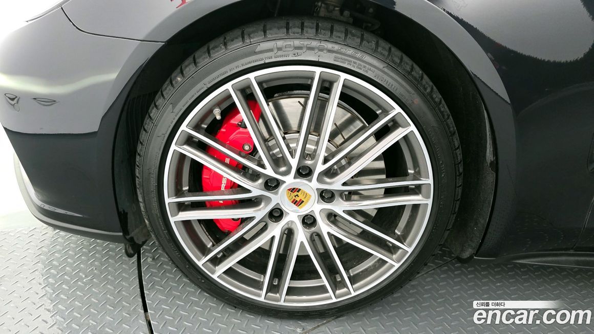 Porsche Panamera 2018