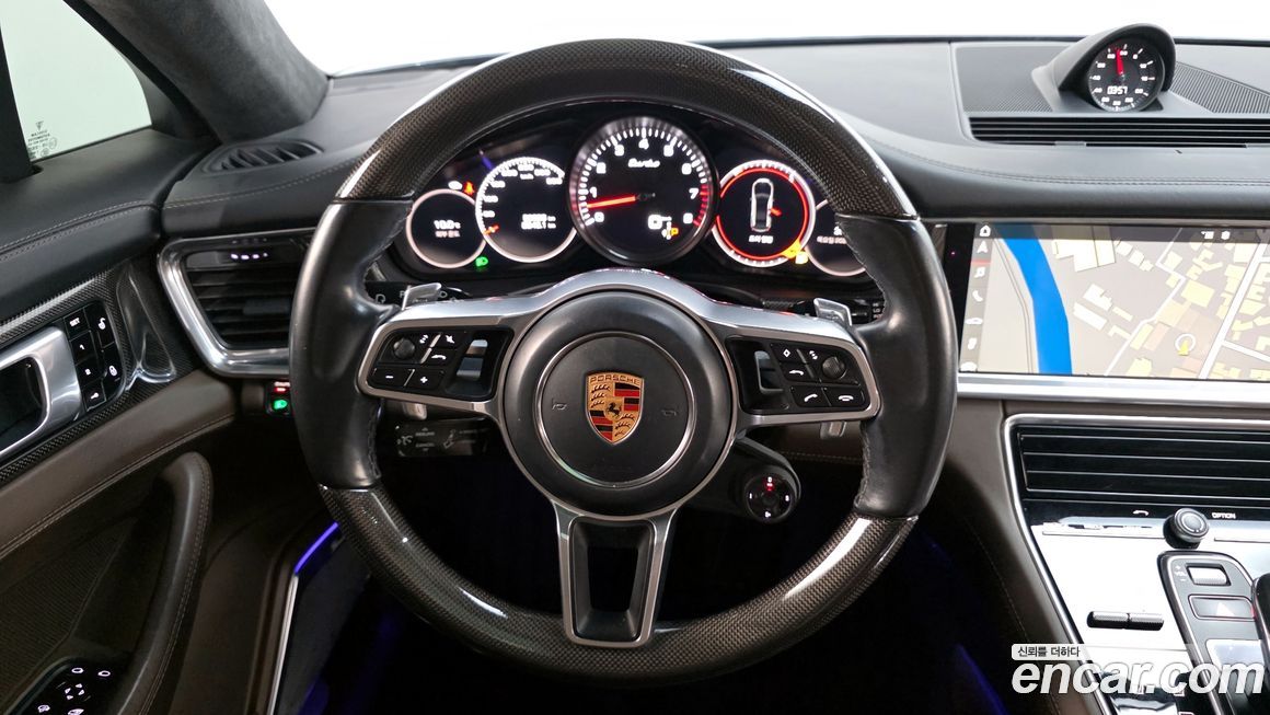 Porsche Panamera 2018