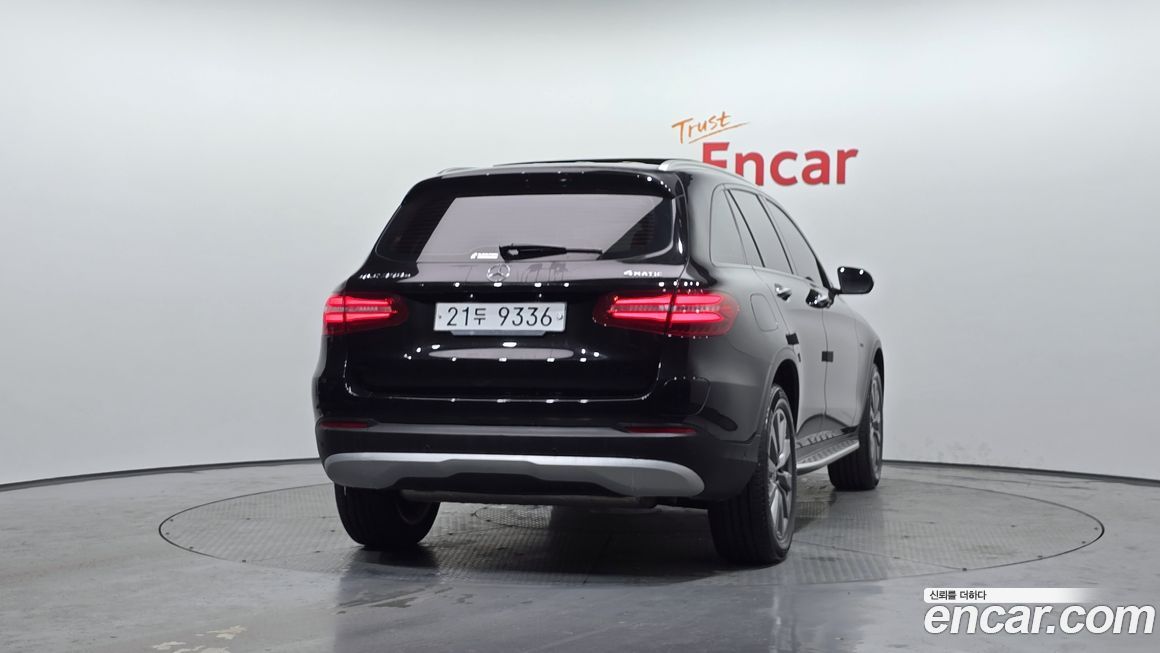 Mercedes-Benz GLC-Class 2018