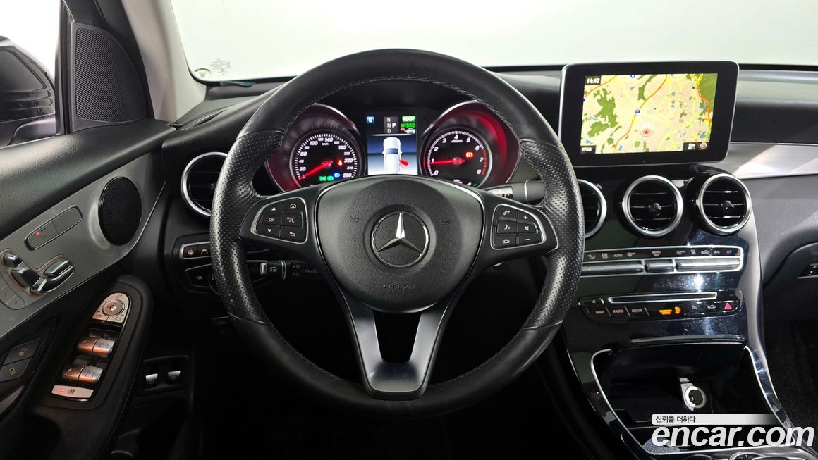 Mercedes-Benz GLC-Class 2018