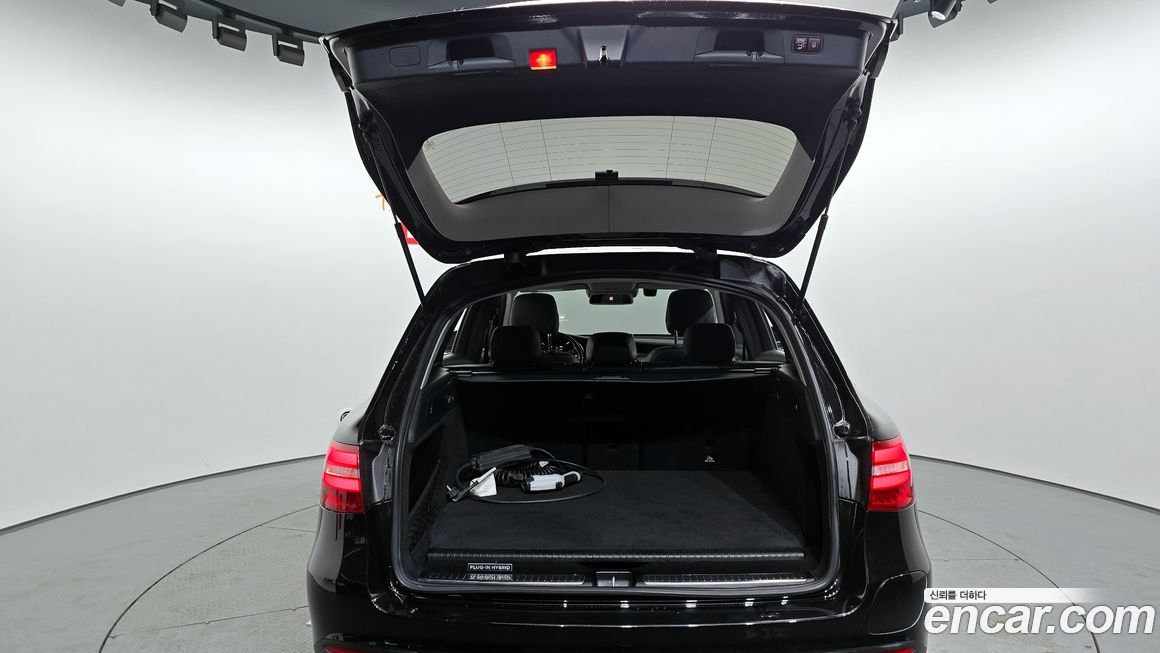 Mercedes-Benz GLC-Class 2018