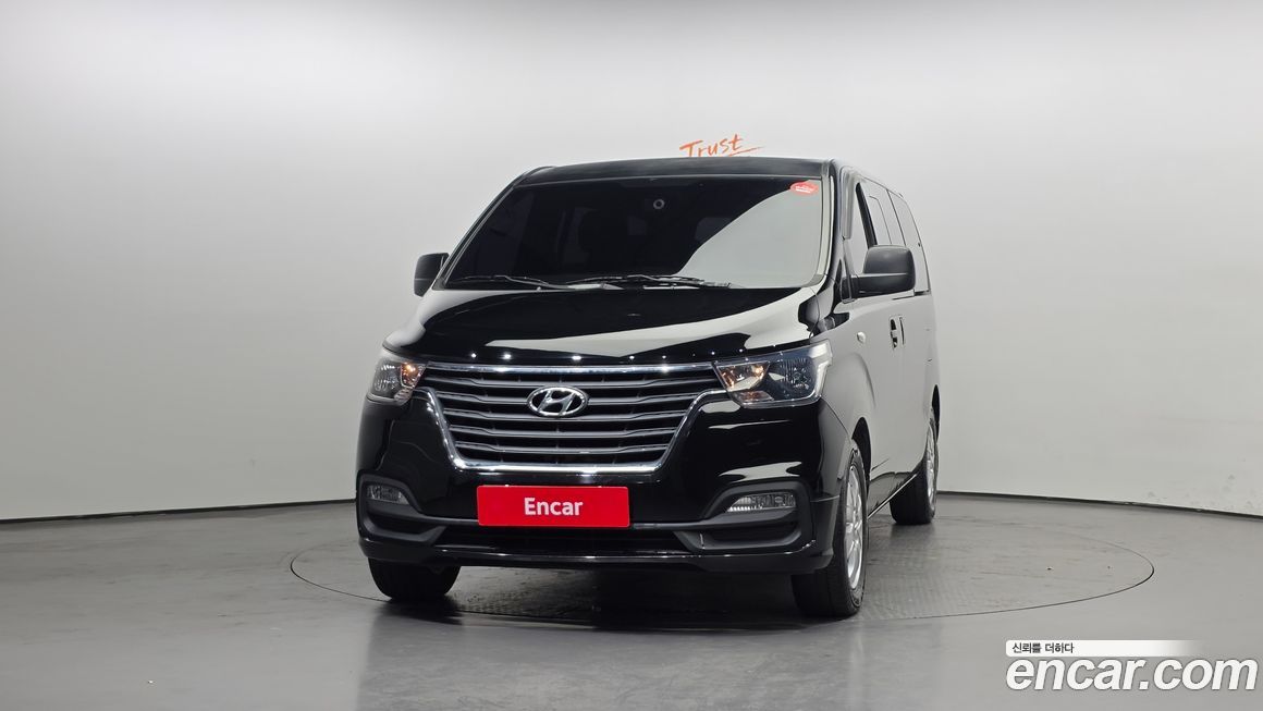 Hyundai Starex 2019