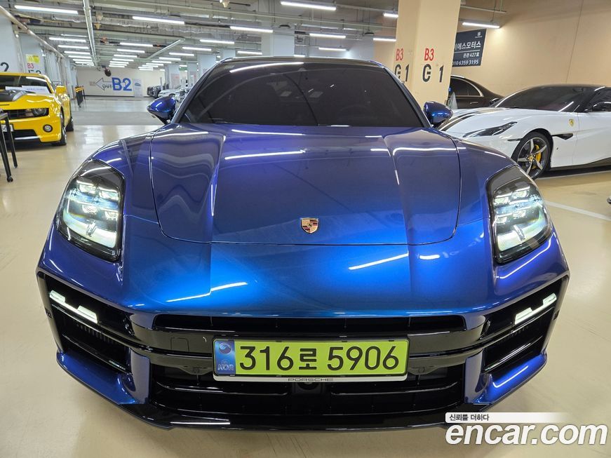 Porsche Panamera 2025