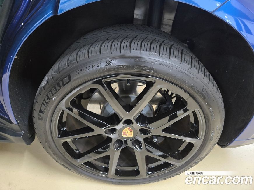 Porsche Panamera 2025