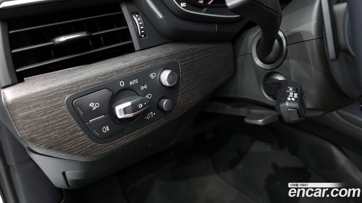Audi A4 2019