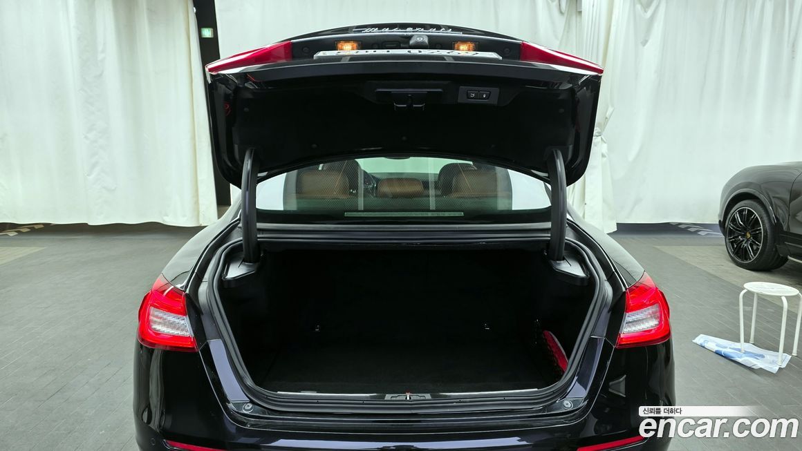 Maserati Quattroporte 2017