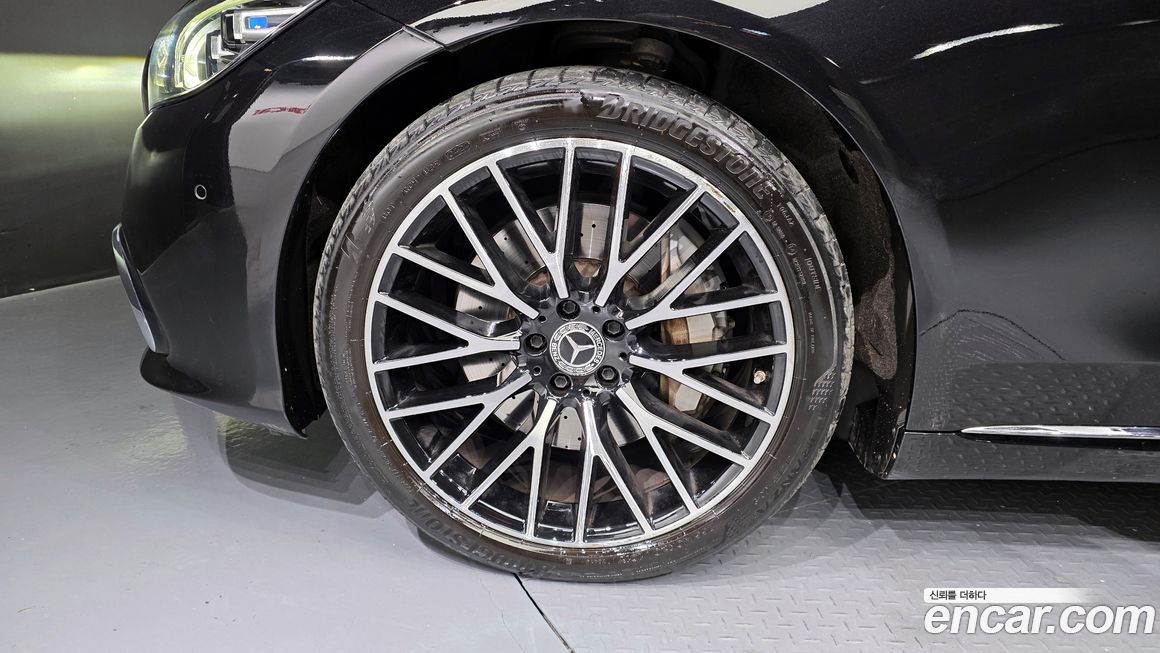 Mercedes-Benz S-Class 2022