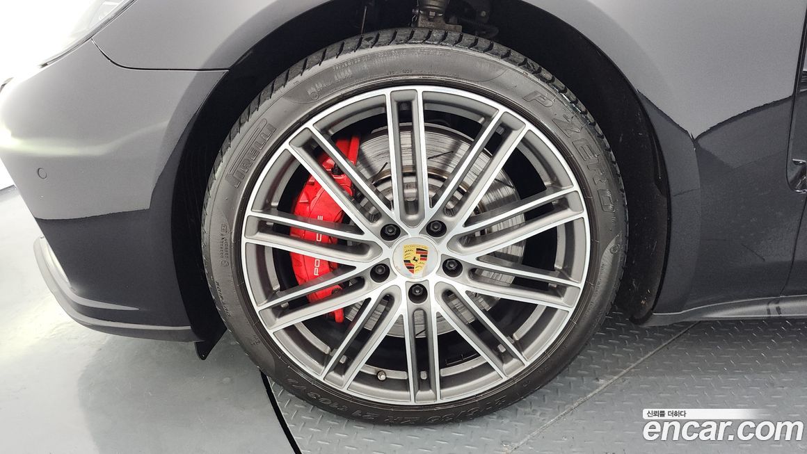 Porsche Panamera 2020