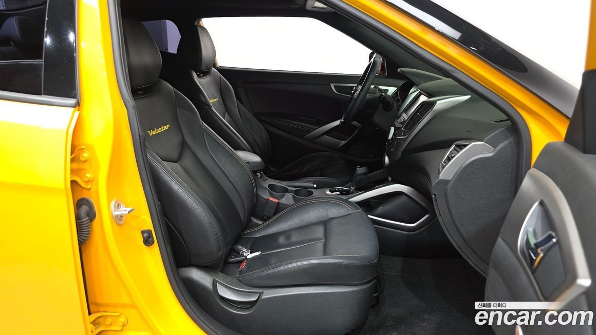 Hyundai Veloster 2016