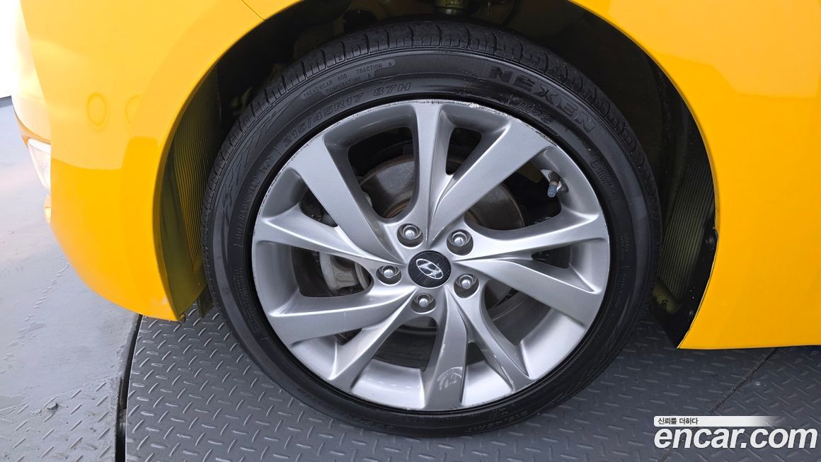 Hyundai Veloster 2016