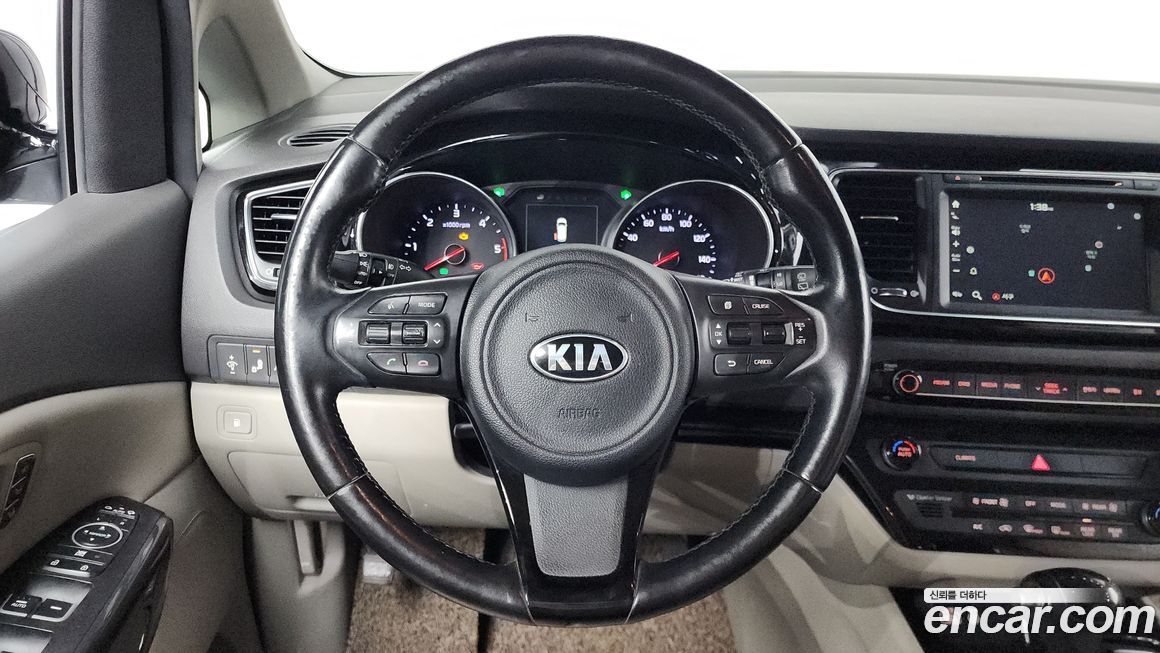 Kia Canival 2015