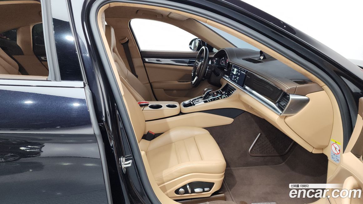 Porsche Panamera 2020