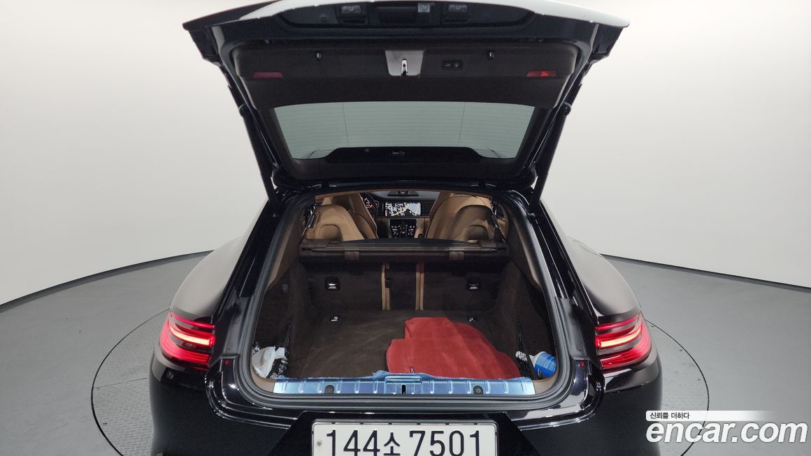 Porsche Panamera 2020