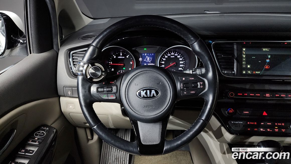 Kia Canival 2015